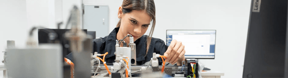 Was ist Industrie 4.0? Die vierte industrielle Revolution verstehen image